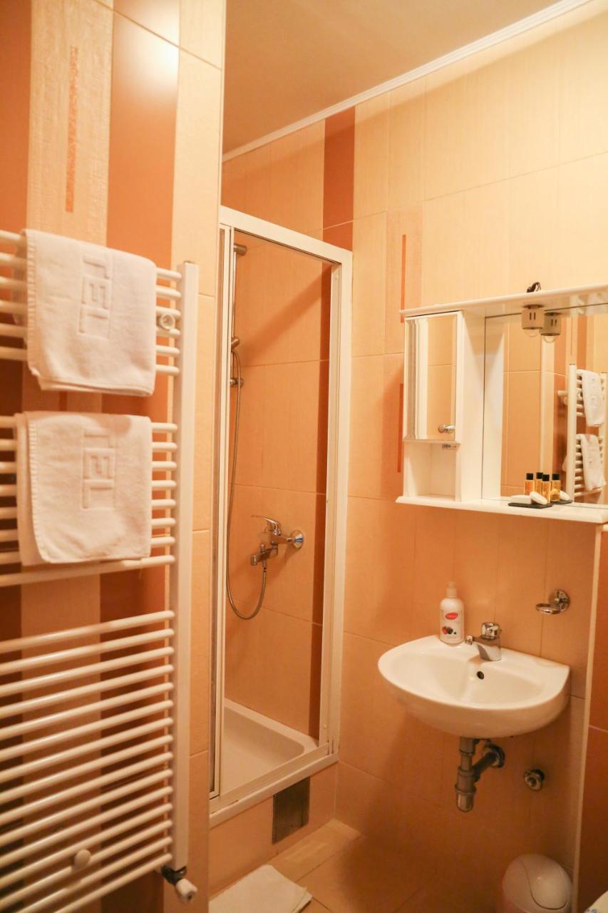 Bed And Breakfast Vijecnica Sarajevo Exterior photo